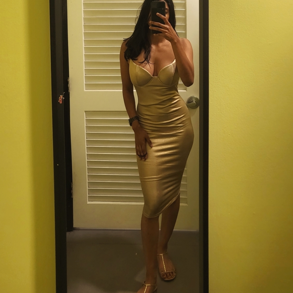 Fashion nova gold dress
